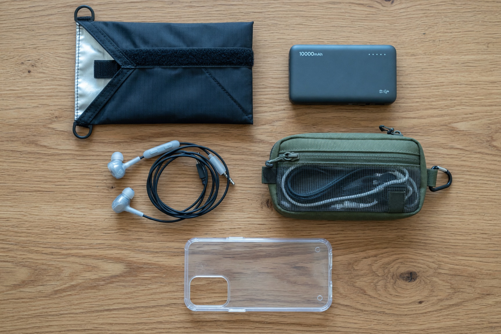 Minimal dumbphone accessory carry layout